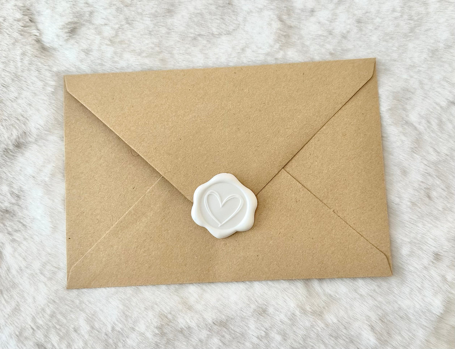Pocket Hug Card with Bee Keyring